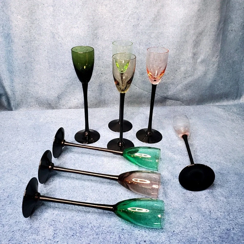 Vtg Set of 8 Multi Colored Cordial Glasses Black Long‎ Stem MCM 60s 70s Bar Cart